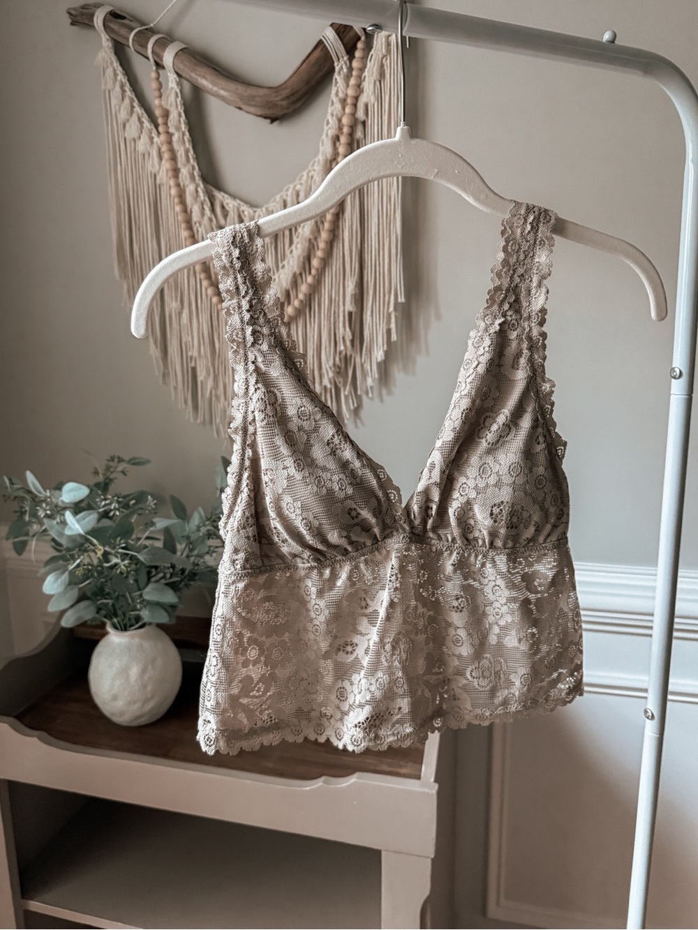 aerie Lace Bralette in Taupe Beige